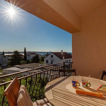 Three Bedroom Apartment In Biograd 비오그라드나모루 외부 사진