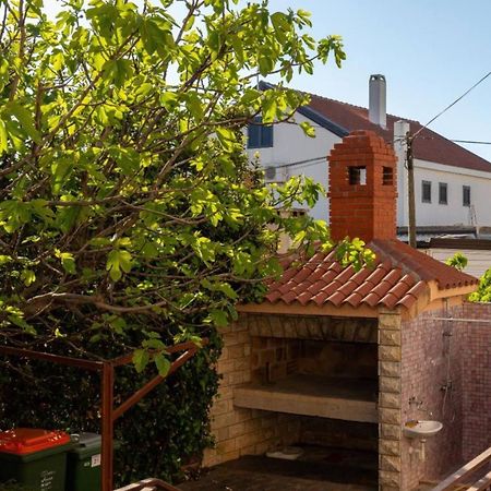 Three Bedroom Apartment In Biograd 비오그라드나모루 외부 사진