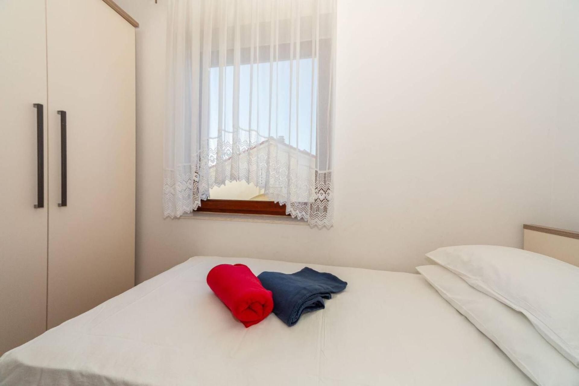 Three Bedroom Apartment In Biograd 비오그라드나모루 외부 사진
