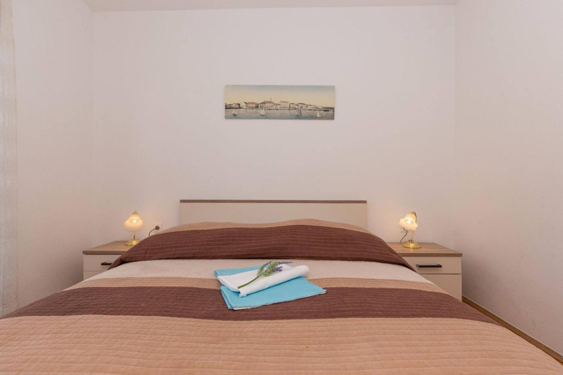 Three Bedroom Apartment In Biograd 비오그라드나모루 외부 사진