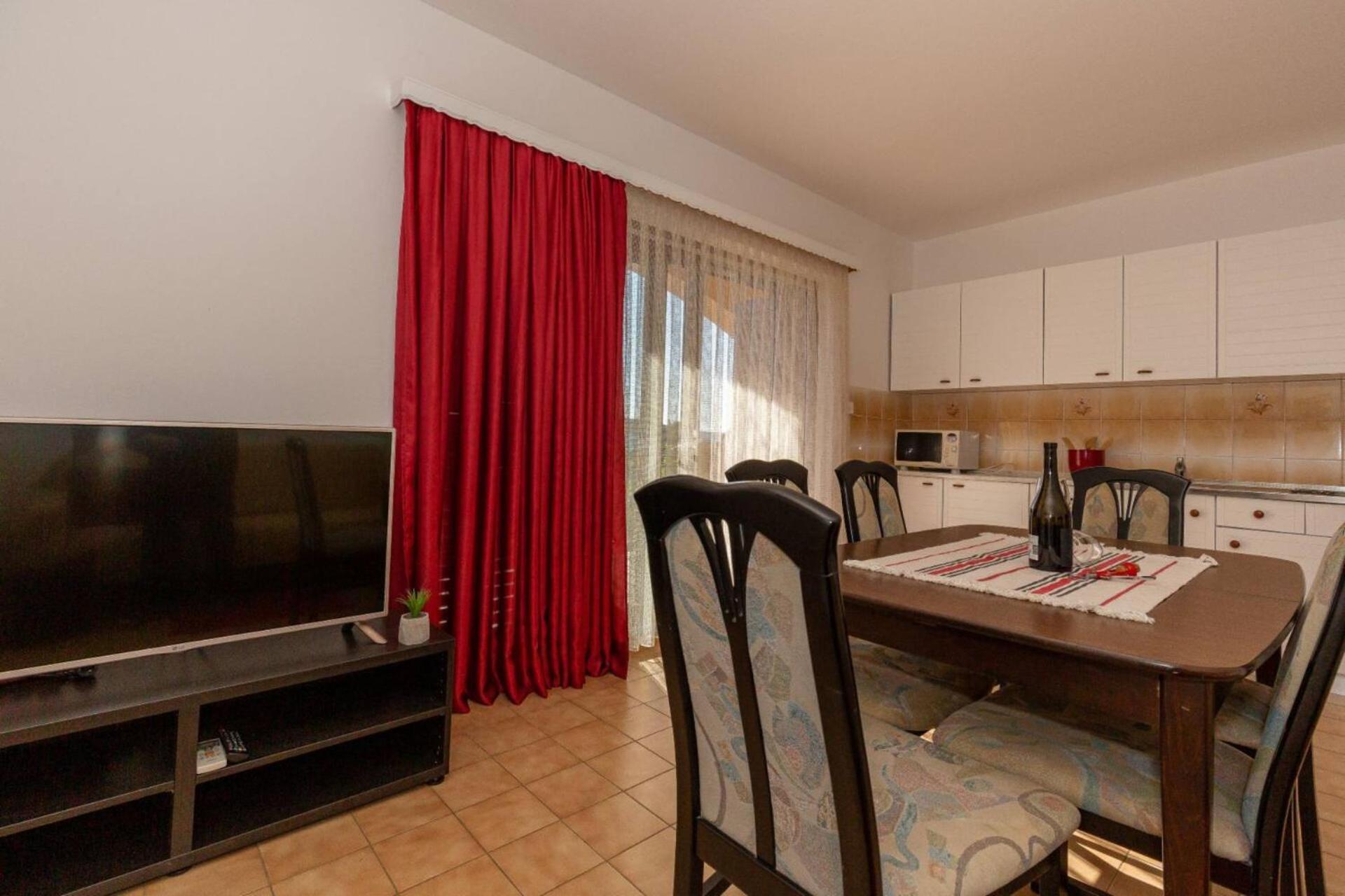 Three Bedroom Apartment In Biograd 비오그라드나모루 외부 사진